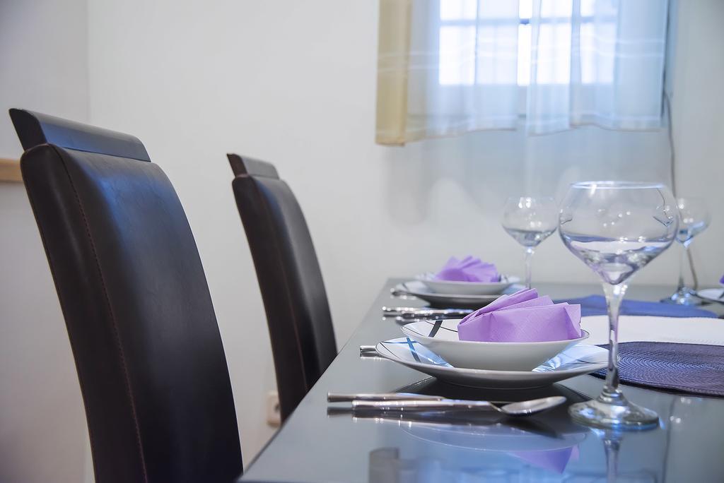 J&i Apartment *